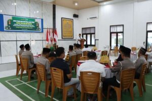 Pererat Silaturahmi, Kapolres Touna Buka Puasa Bersama dan Santuni Puluhan Santri